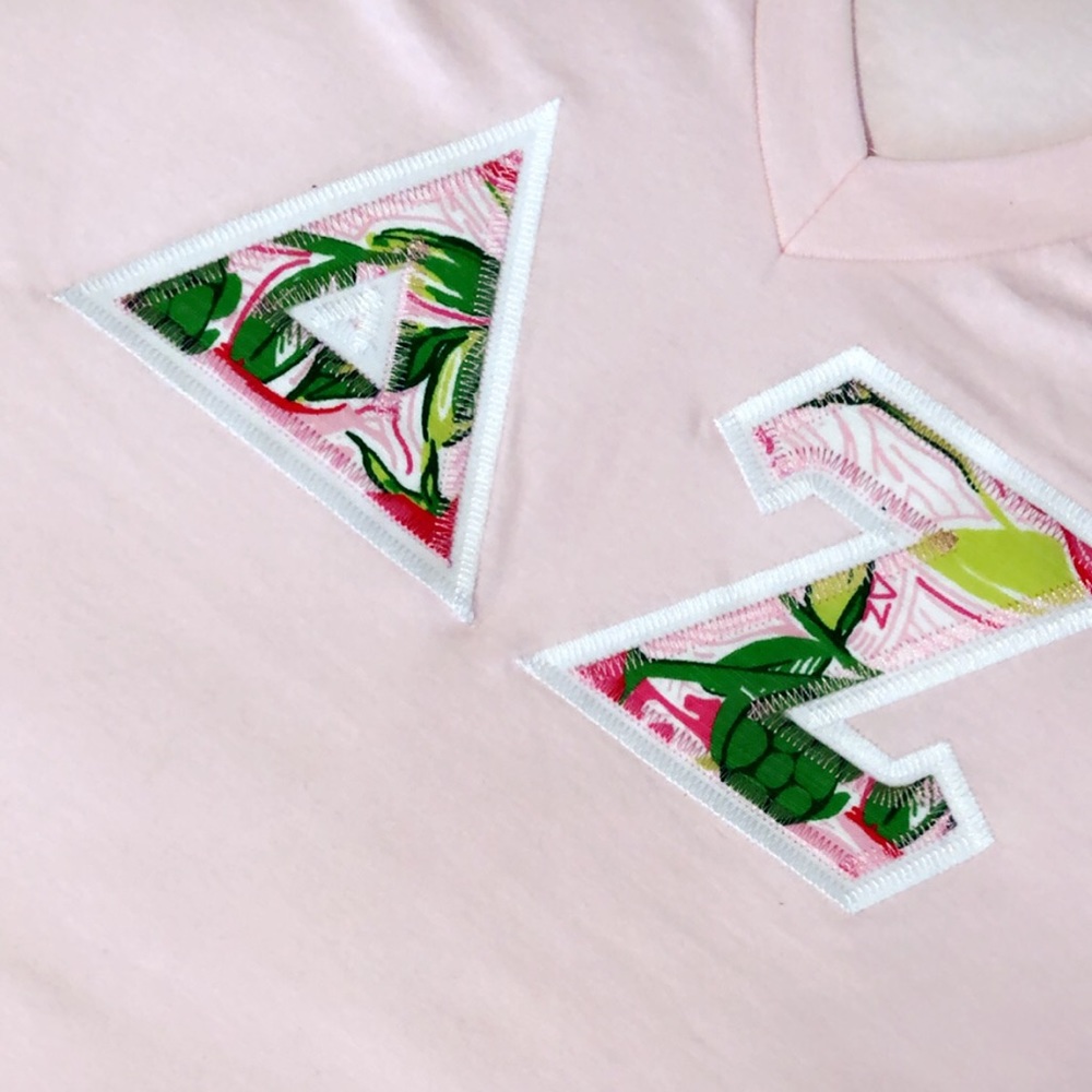 DELTA ZETA Sorority Lettered Tee